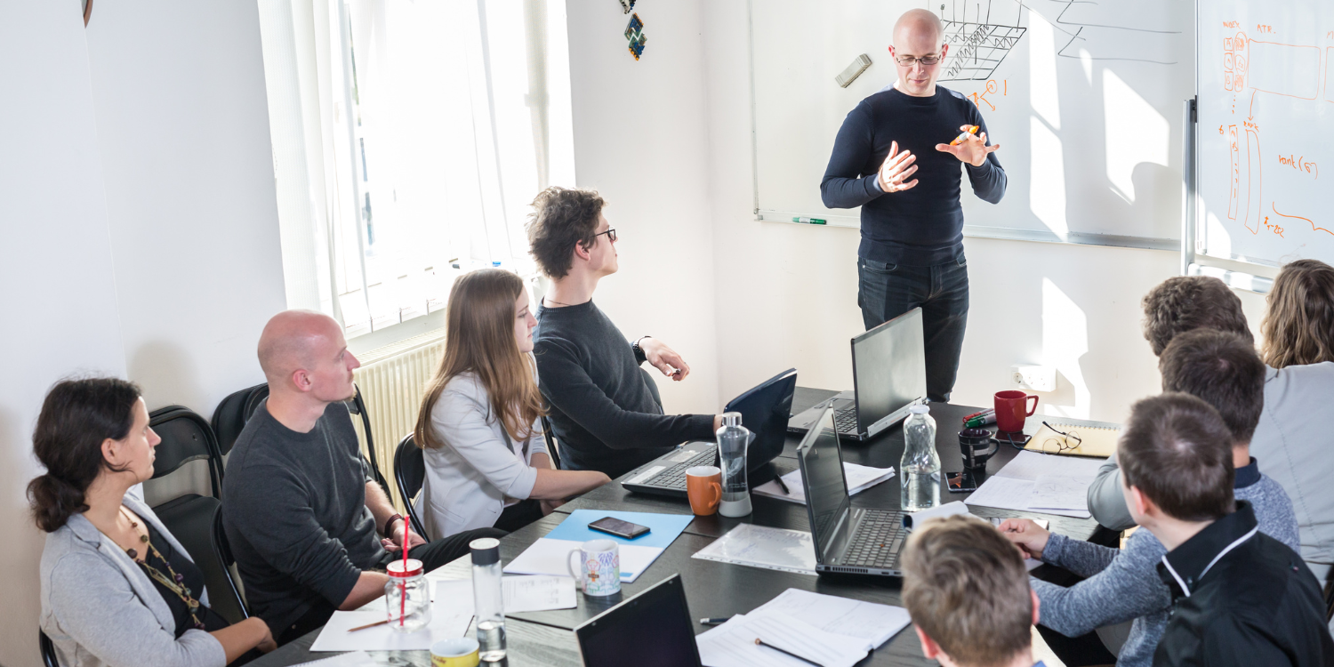 8 Key Benefits of Outsourcing Managed IT Services 8 Key Benefits of Outsourcing Managed IT Services - Techzn